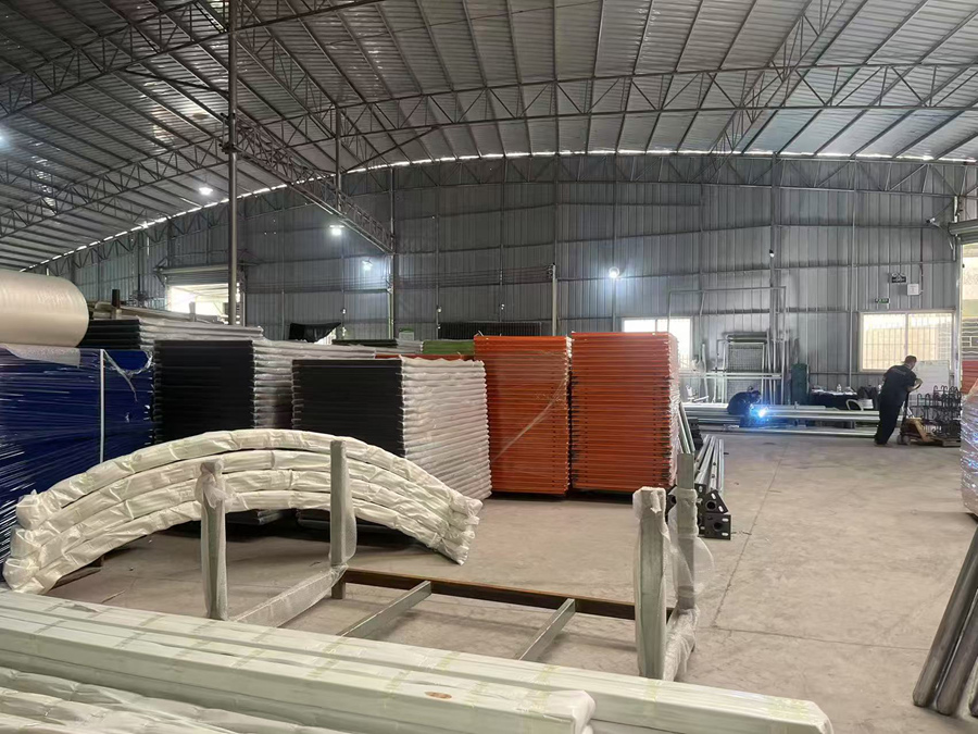 Loading container for export shipment