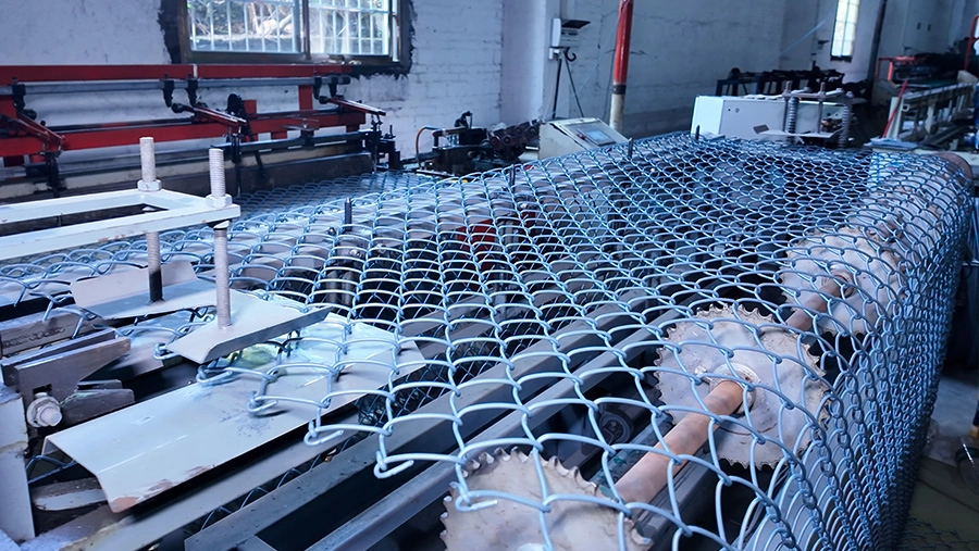 AKEEPO powder coating facility